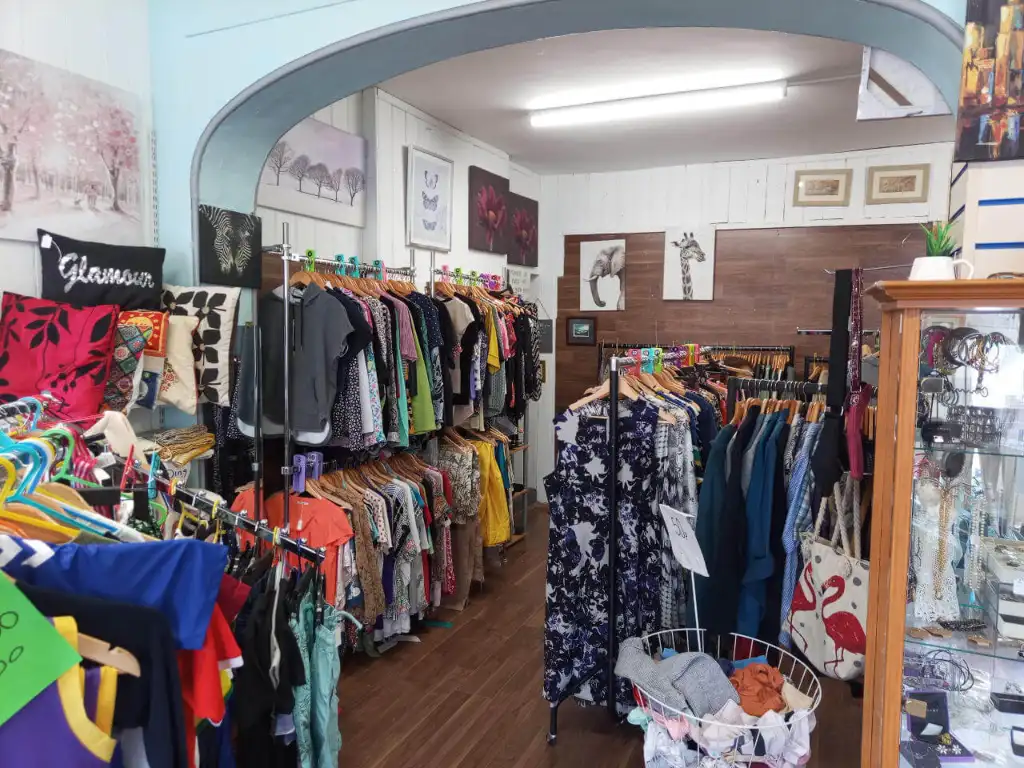 Chartiy Shop